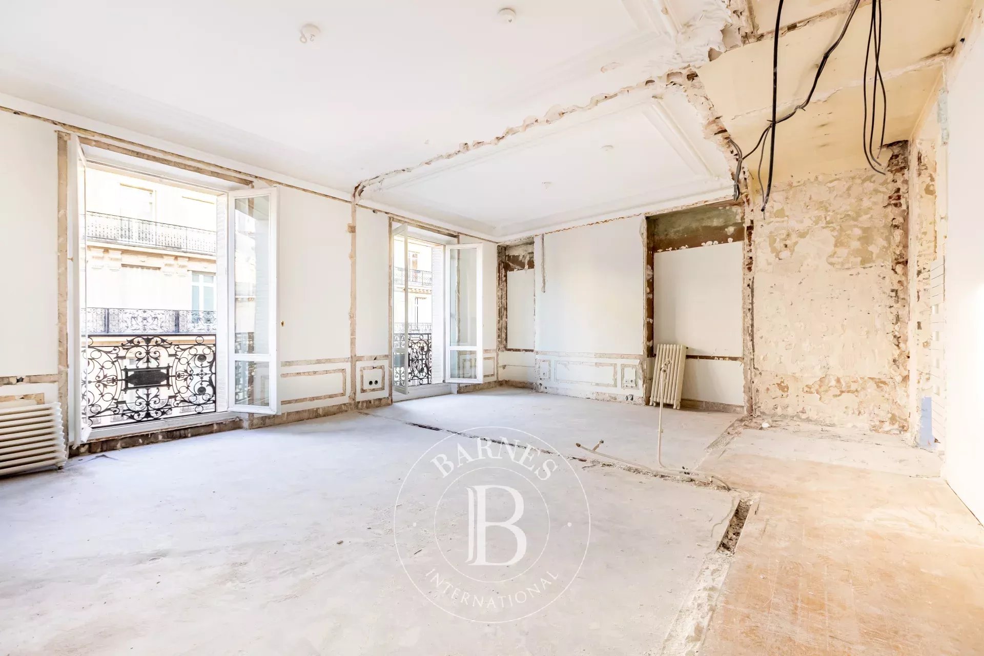 Daire Paris 8ème - picture 5