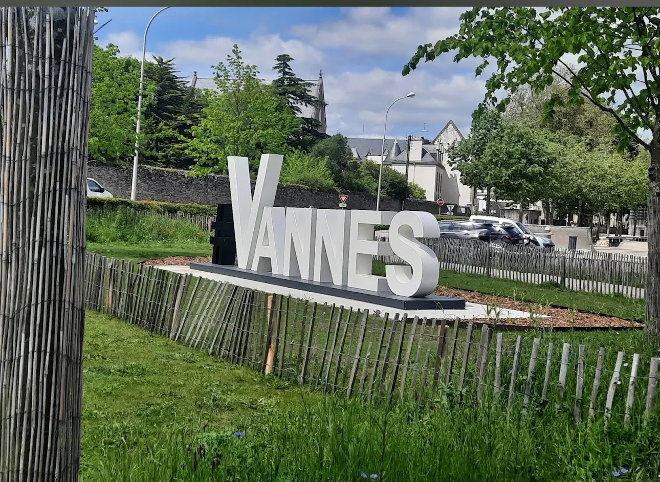 VANNES CENTRE - PORT A PIED