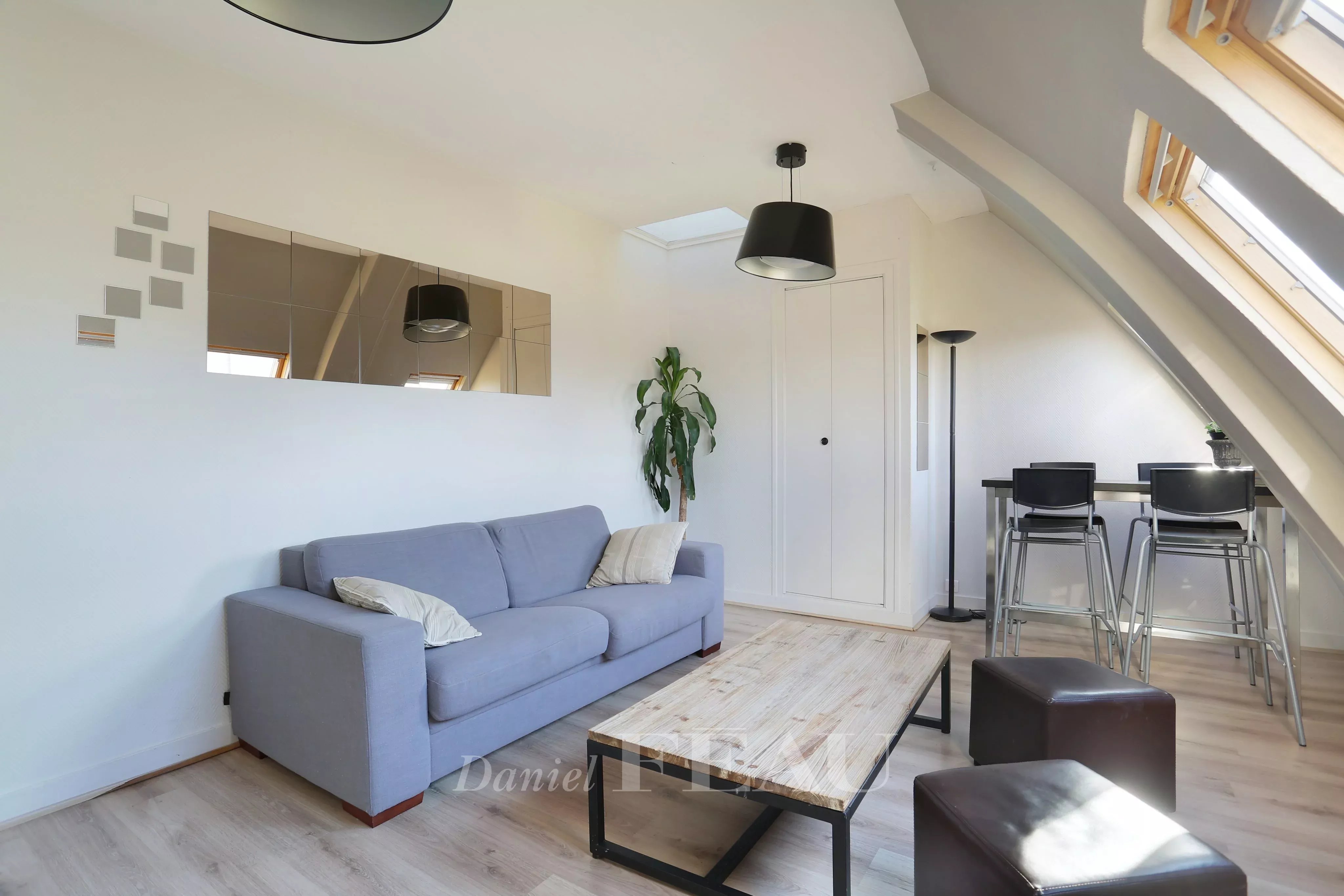 Living-room Wooden floor