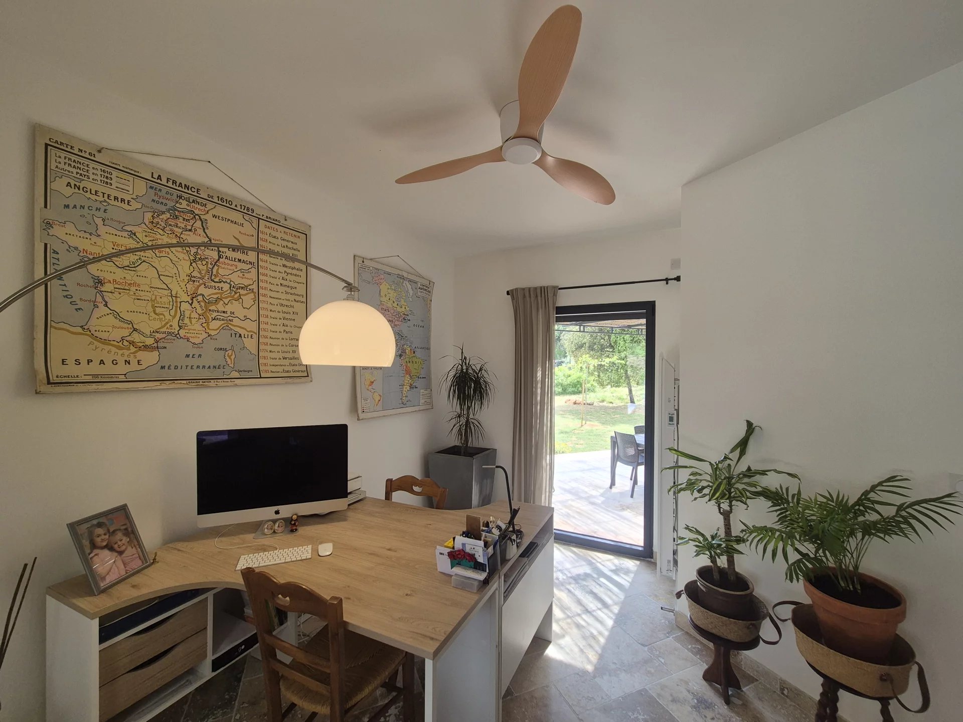 Villa and 4 gites in Cotignac, unique layout with pool house and pool