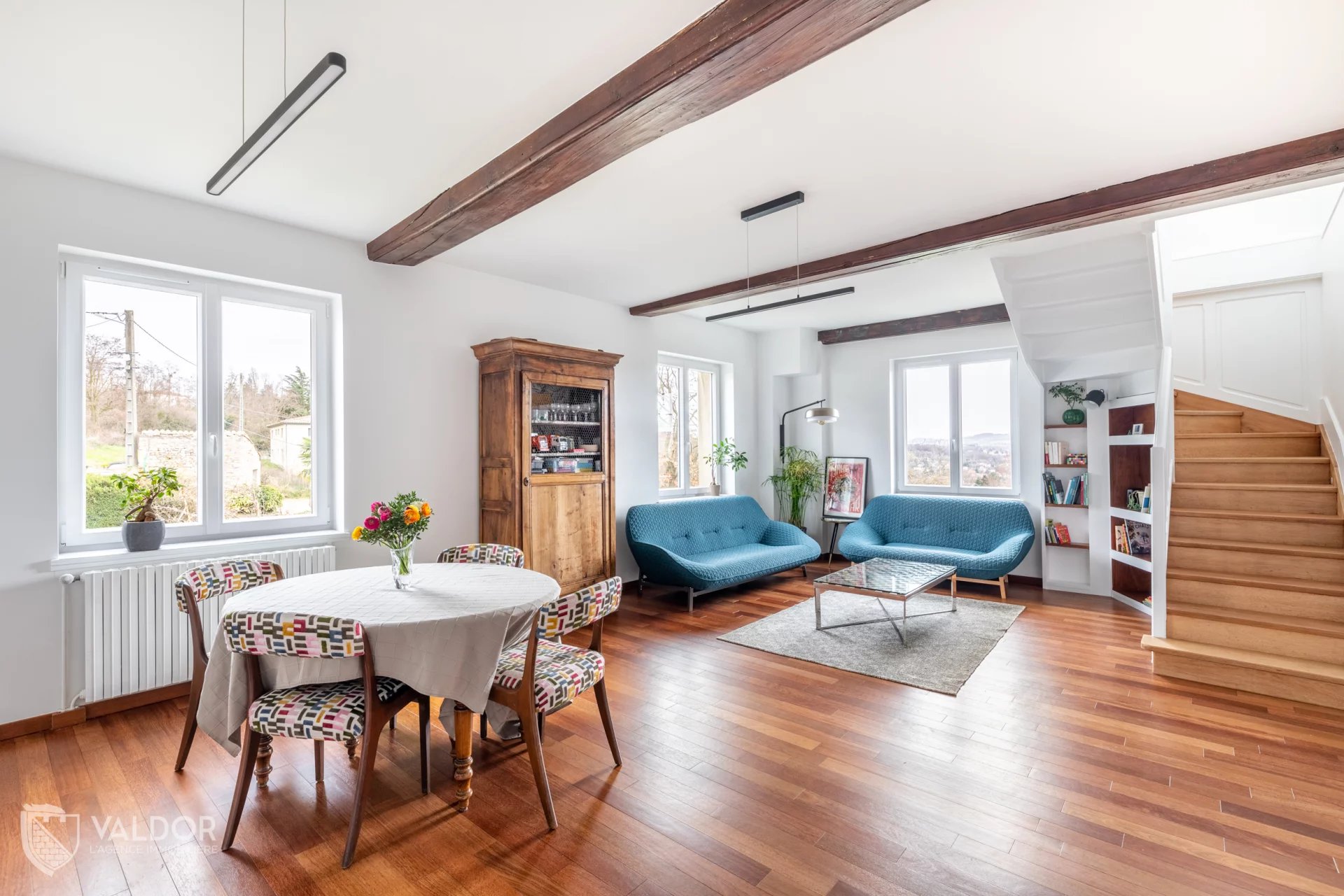 Appartement à Marcilly de type T6 de 232 m² avec parcelle de 1650 m²