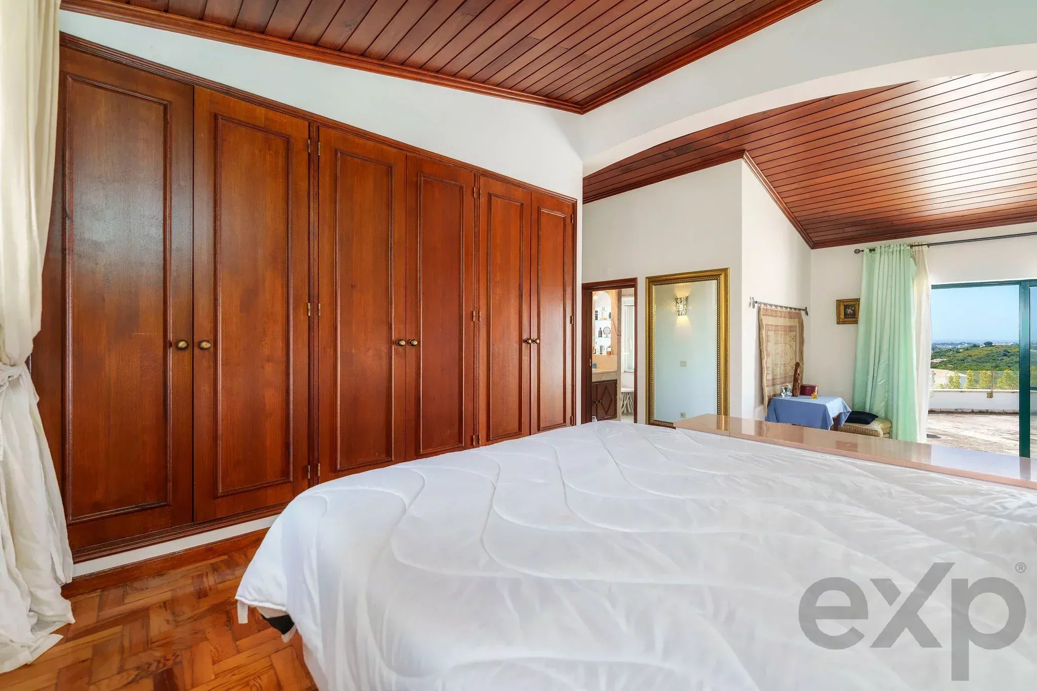Exceptional hilltop villa with panoramic sea and countryside views 86991734 image 39