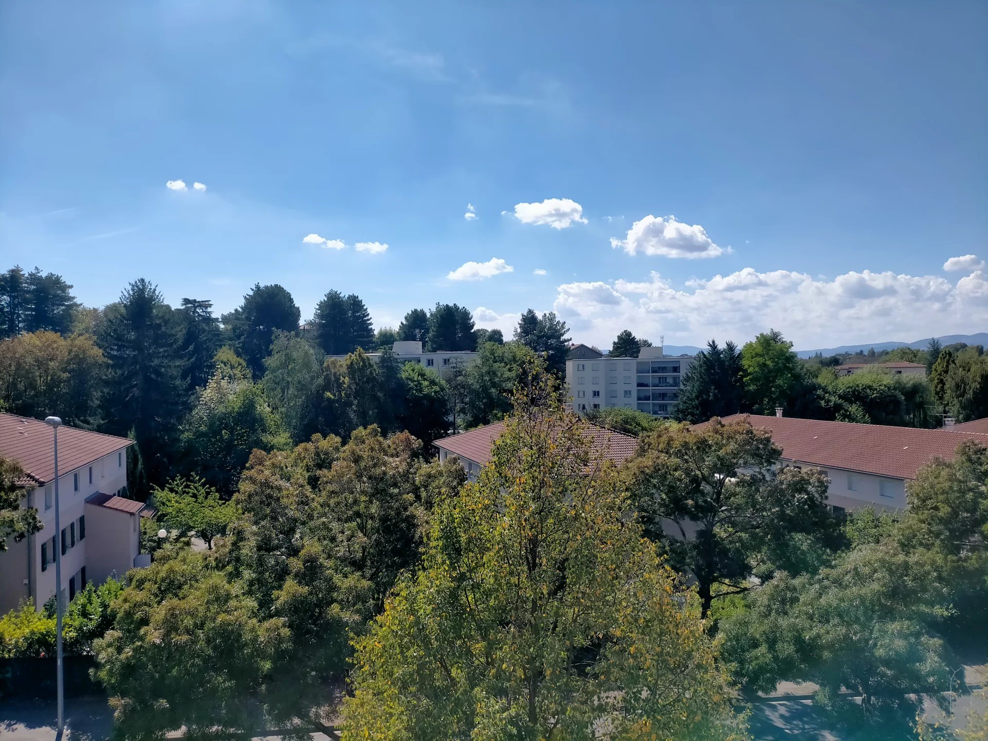 480965 Location Sainte-Foy-lès-Lyon