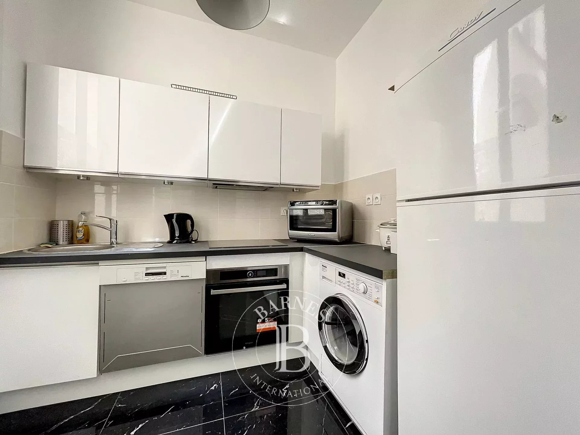 Daire Paris 8ème - picture 4