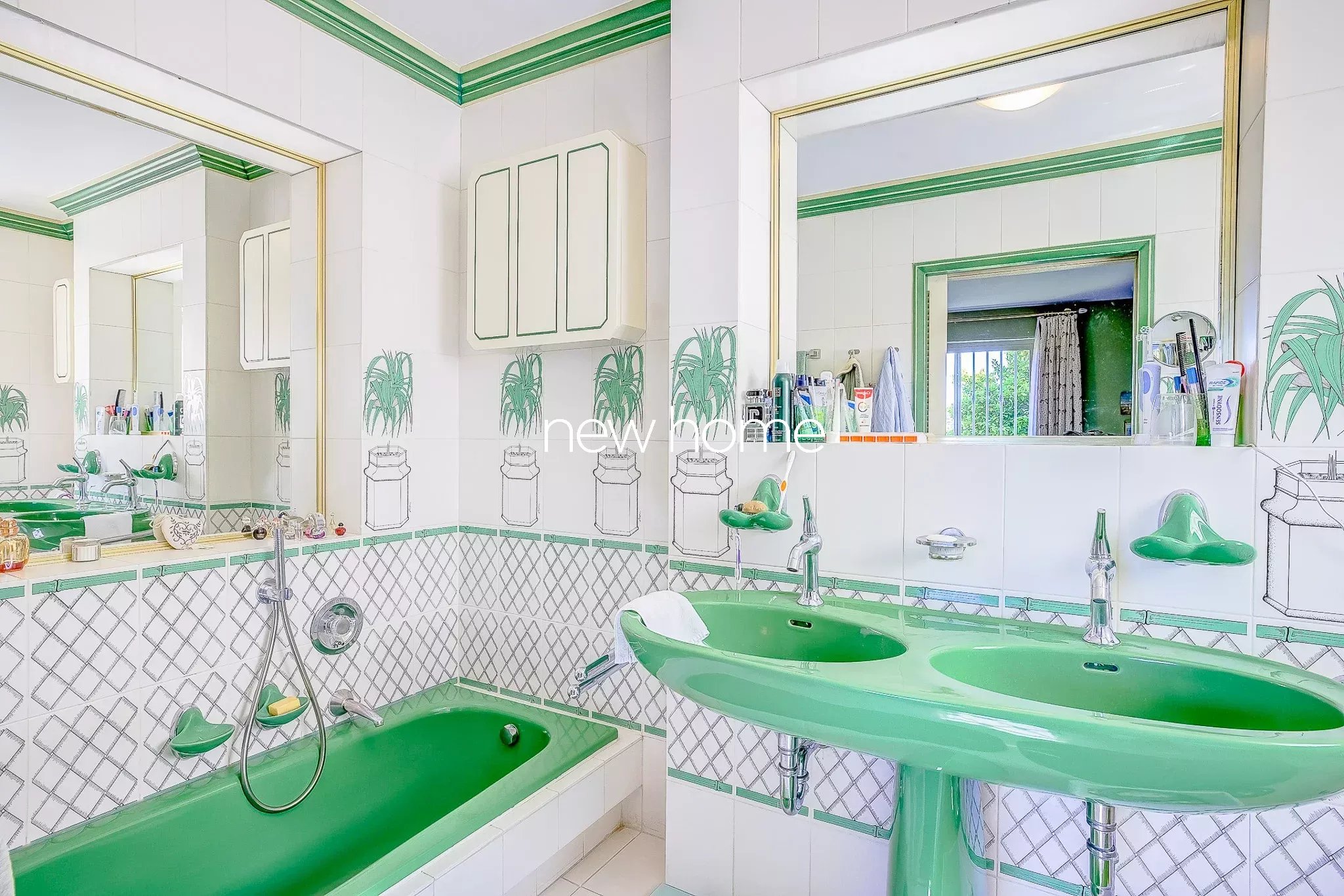 Villa dans un domaine prestigieux avec vue panoramique