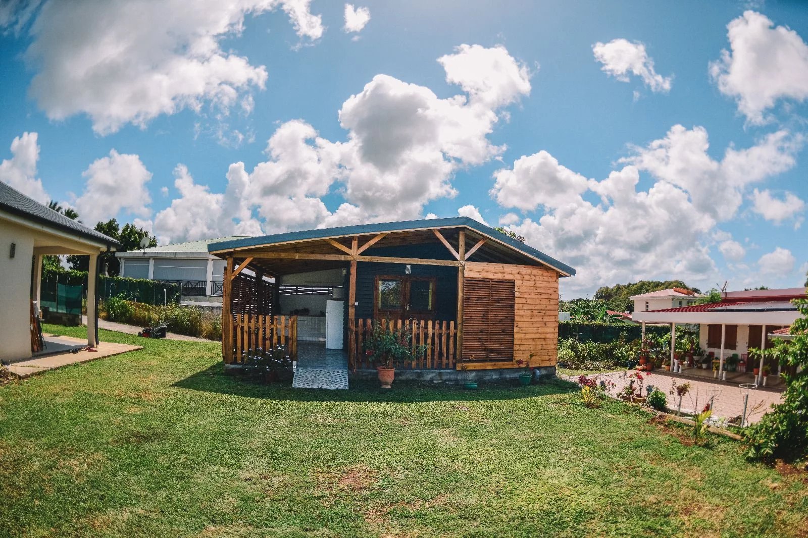 BUNGALOW F1 MEUBLÉ TOUTES CHARGES COMPRISES - LE LAMENTIN