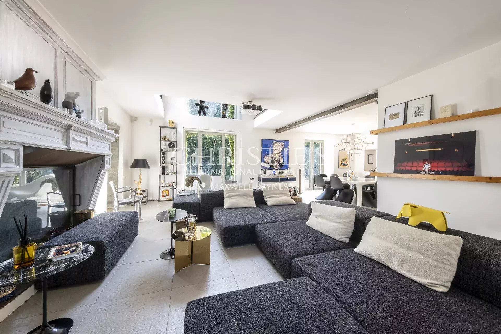 13 Bedroom Villa/Townhouse's Image 19