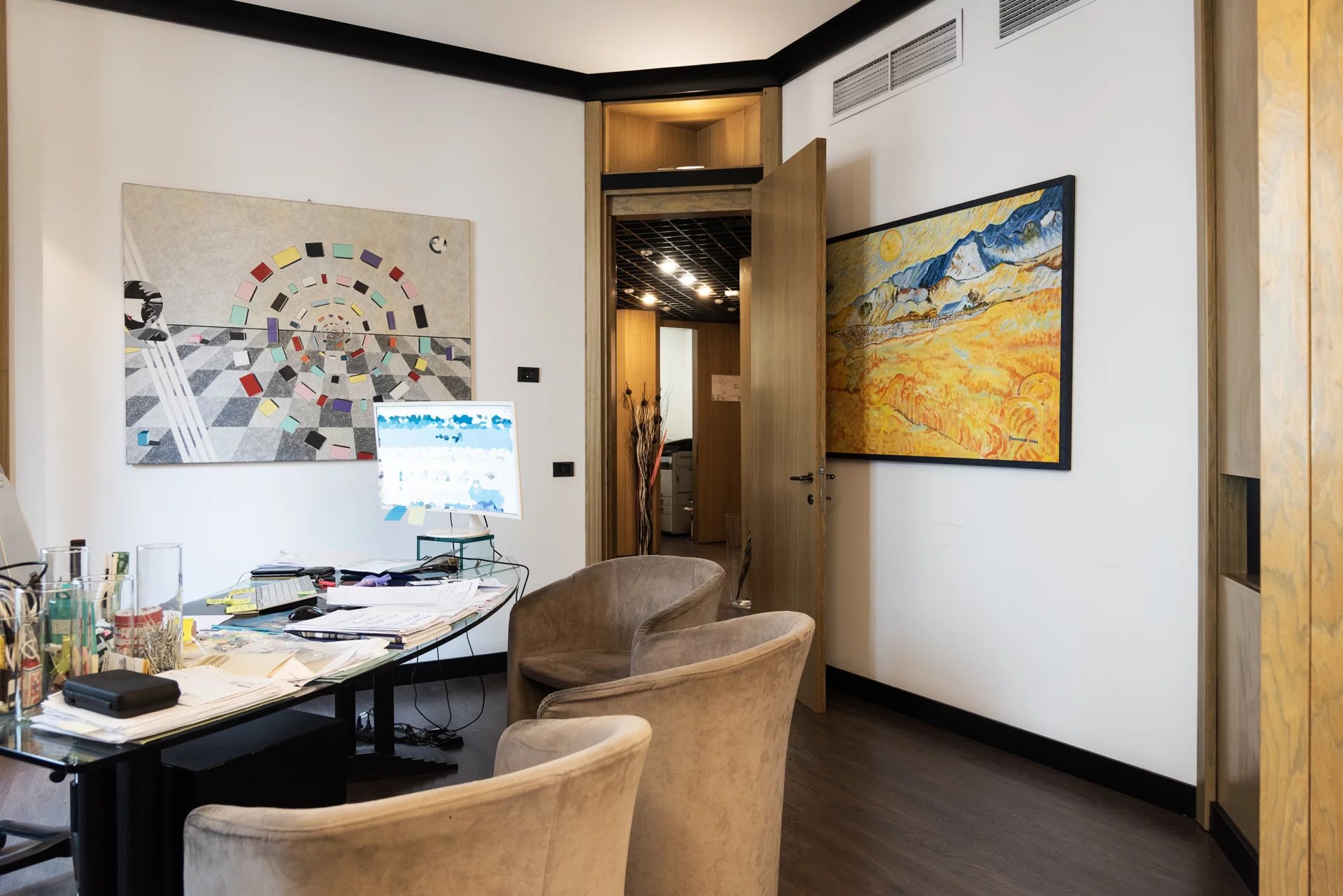 Eleganza e Centralità: Ufficio di Rappresentanza