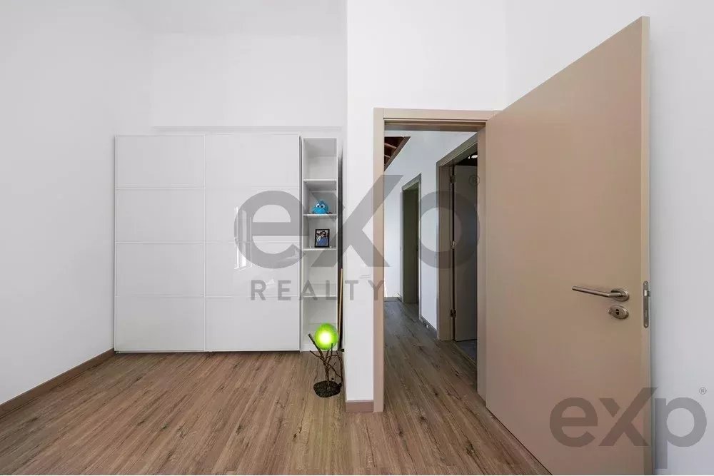 New T4 villa 5 min from Beach. 85948859 image 28