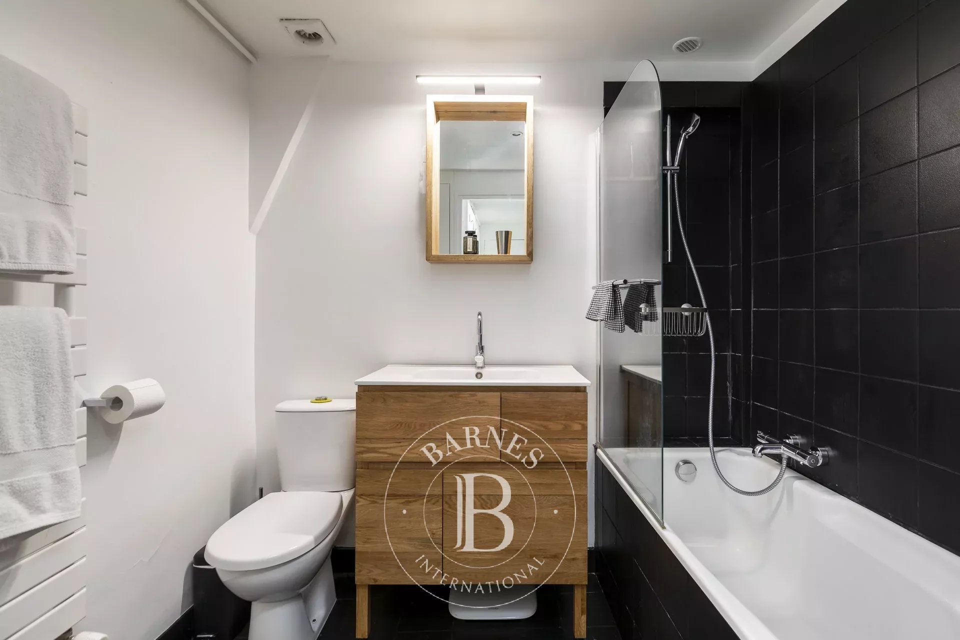 Daire Paris 3ème - picture 8