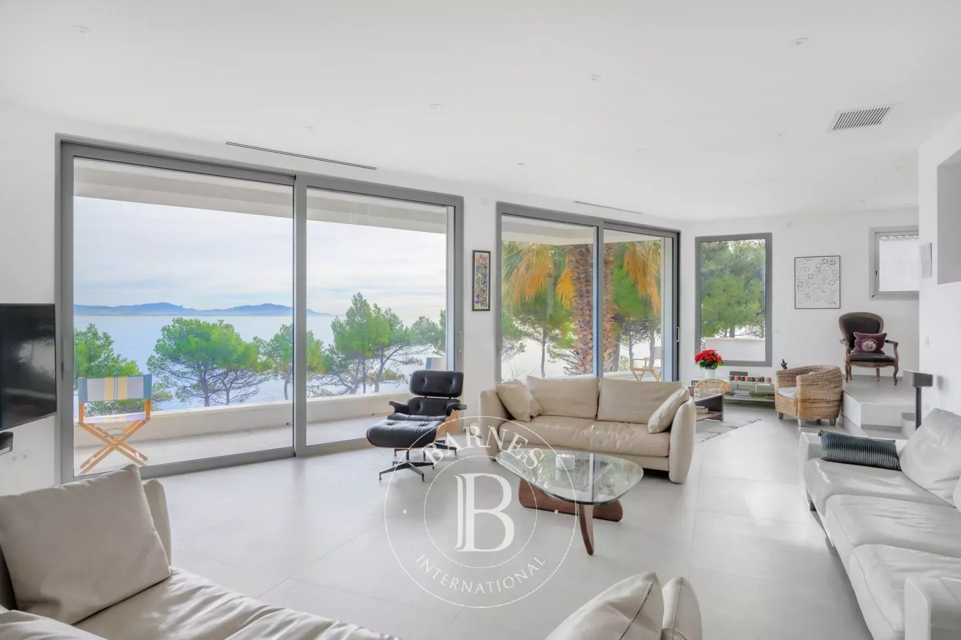 Exceptional Luxury Villa with Sea View in Carry le Rouet - picture 10