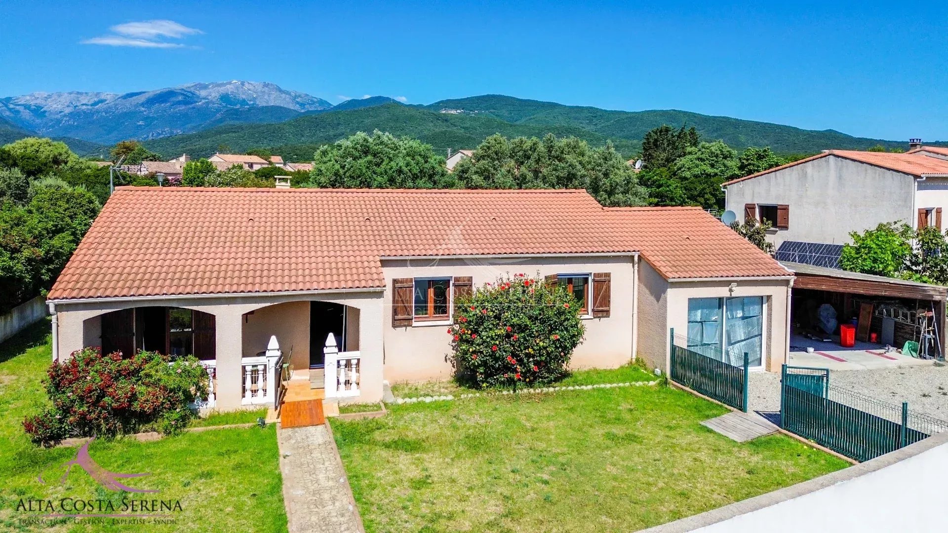 Agence immobilière de 