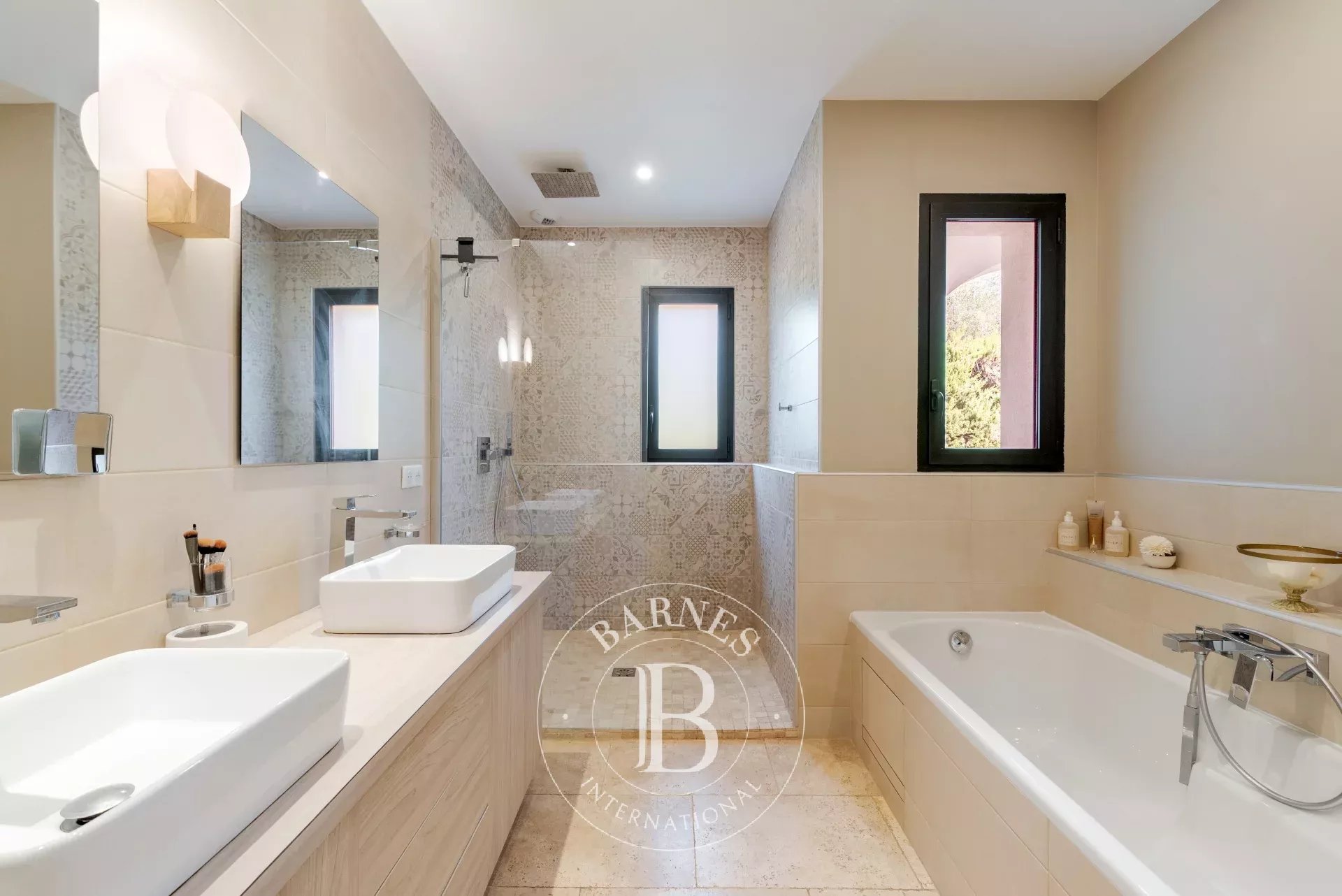 Villa Roquefort-les-Pins - picture 16