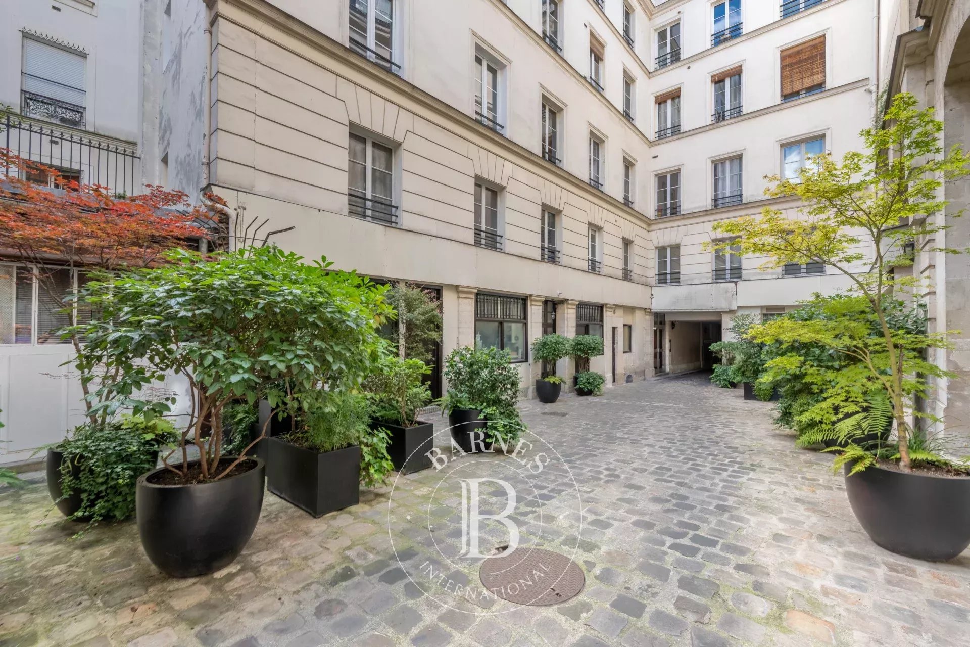 Daire Paris 4ème - picture 14