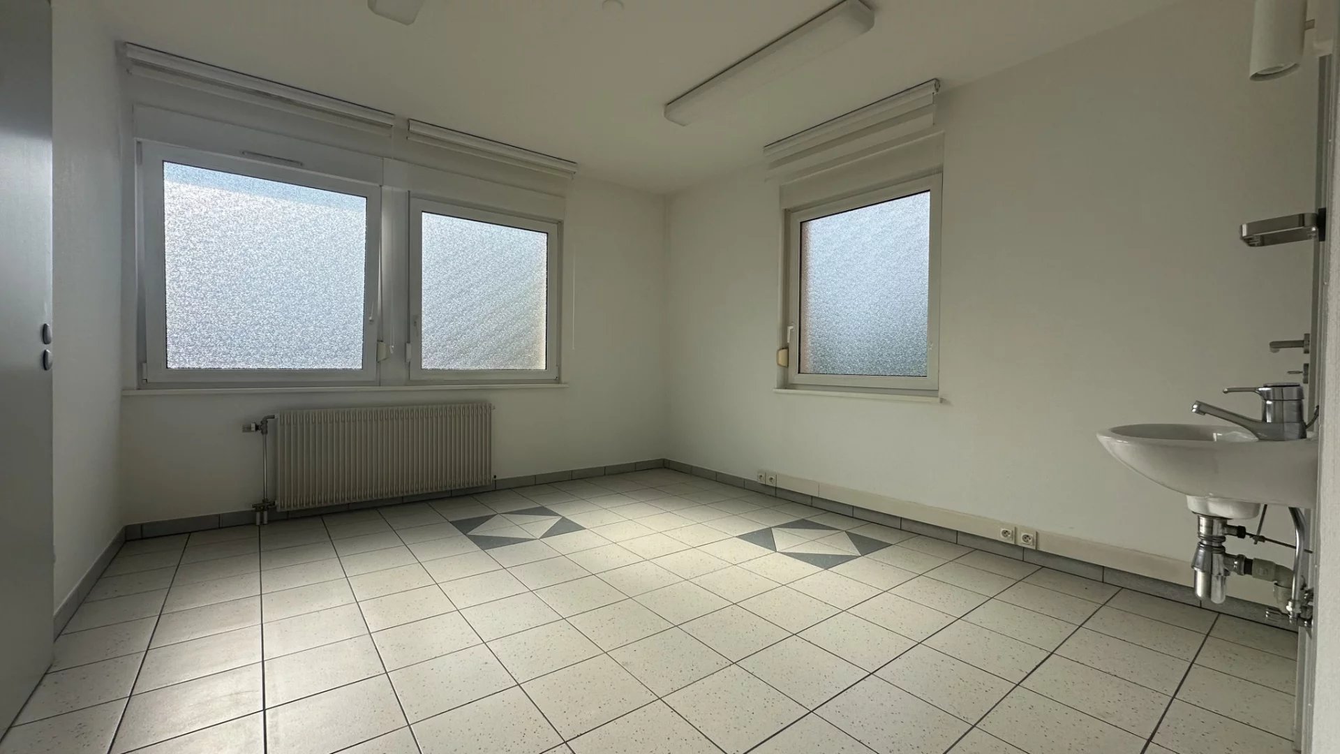 Location Local commercial Steinbourg