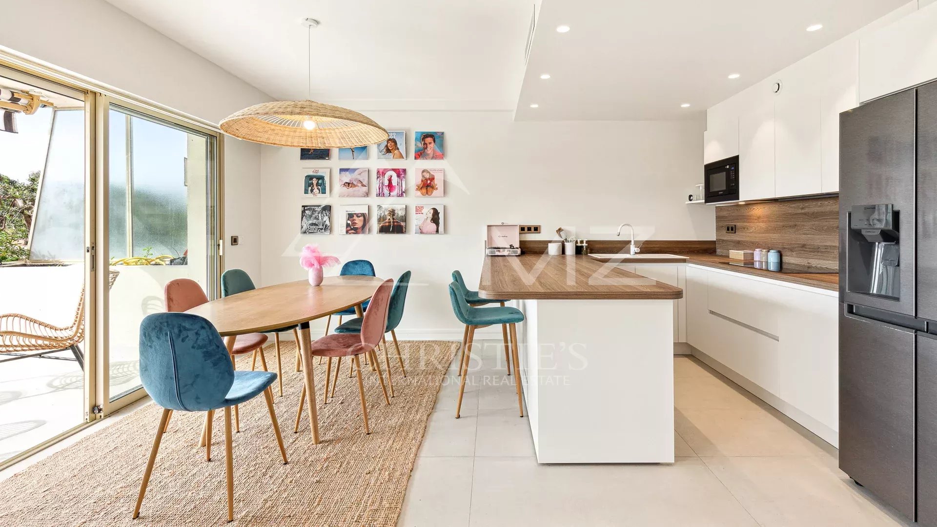 2 Bedroom Apartment/Flat's Image 4