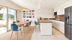 BEAUTIFUL APARTMENT WITH LARGE TERRACE AND SEA VIEW — photo 7 of 7