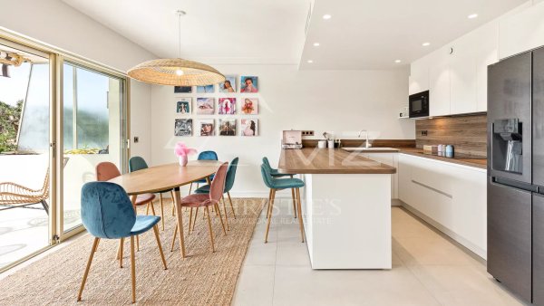 BEAUTIFUL APARTMENT WITH LARGE TERRACE AND SEA VIEW — photo 7