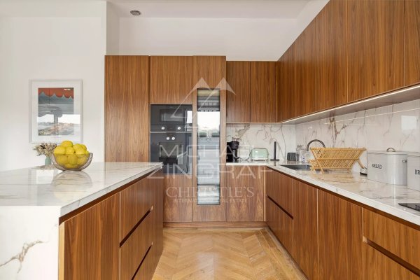 Cannes near Croisette - 4-Bedroom Penthouse — photo 4