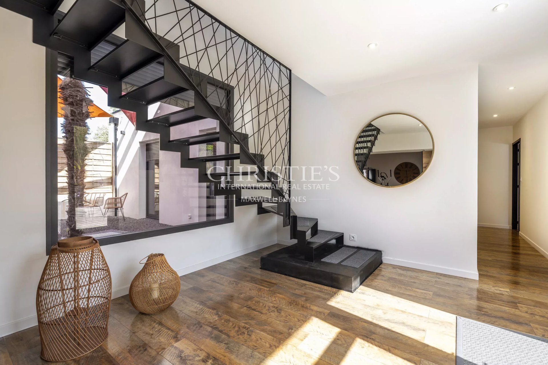 5 Bedroom Villa/Townhouse's Image 14