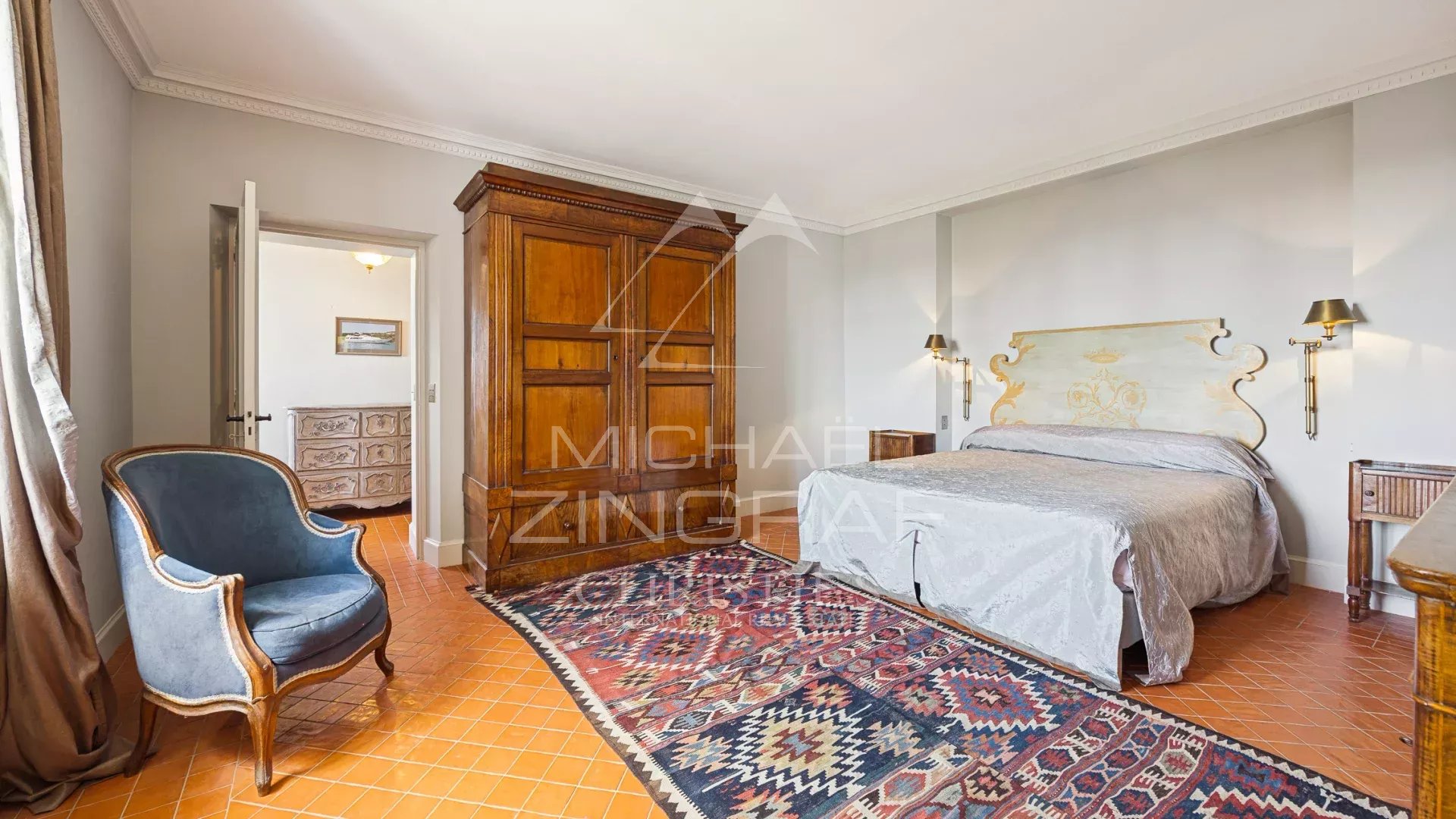 9 Bedroom Villa/Townhouse's Image 5