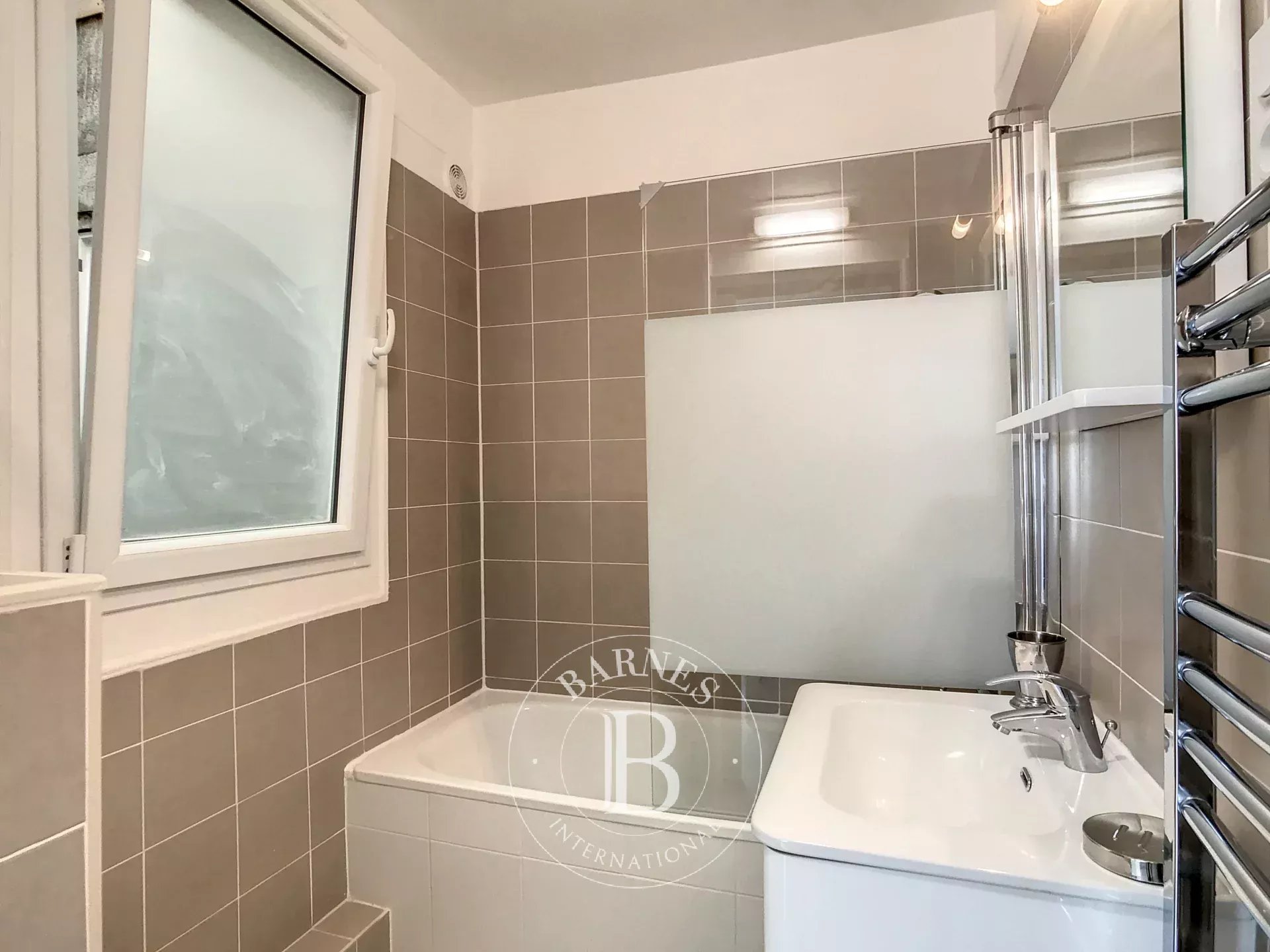 Daire Paris 9ème - picture 5