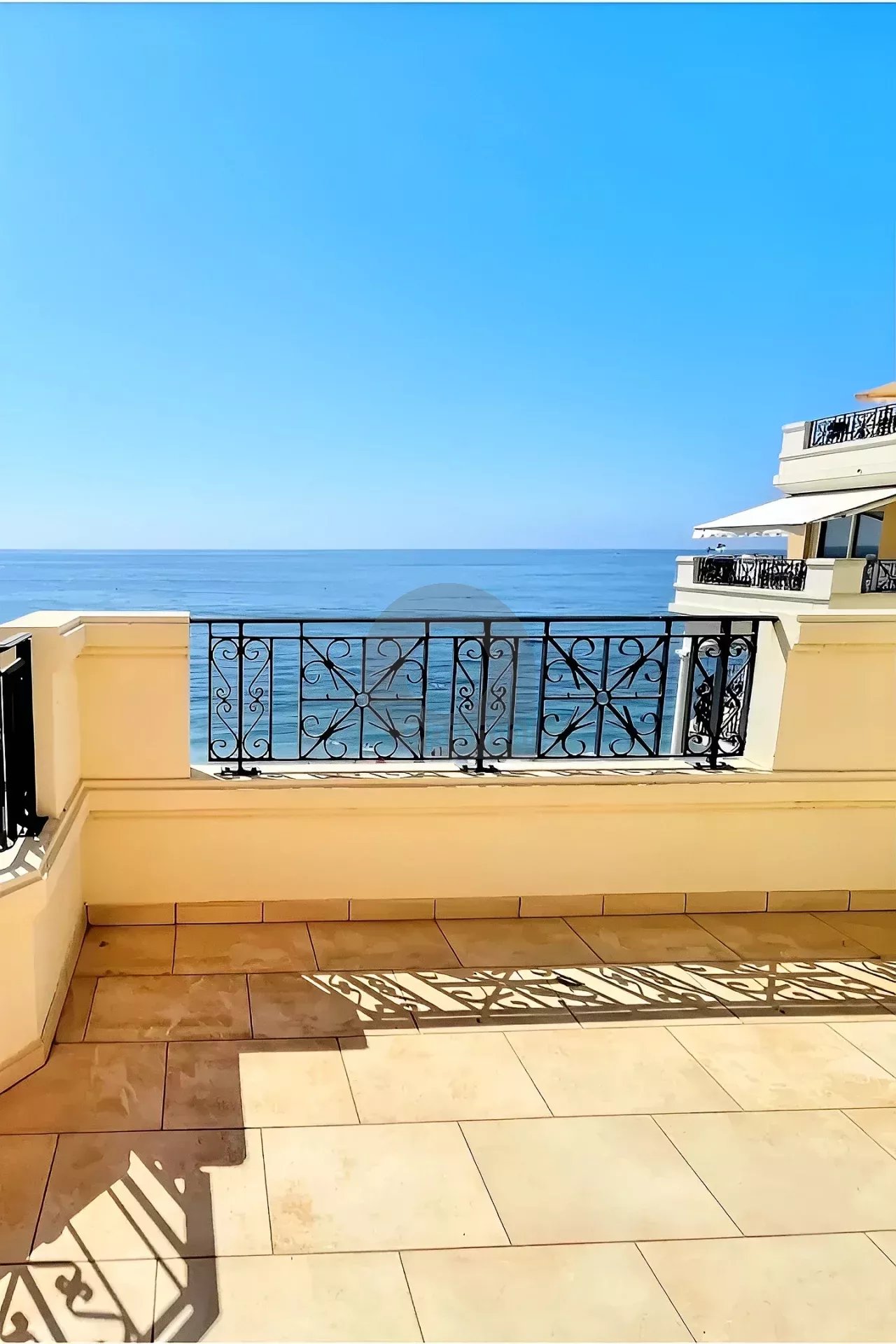 Menton  Center 3 rooms SEA VIEW