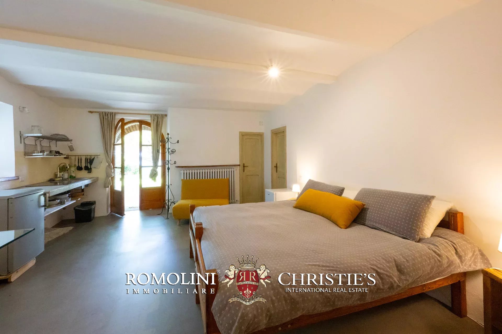 5 Bedroom Villa/Townhouse's Image 47