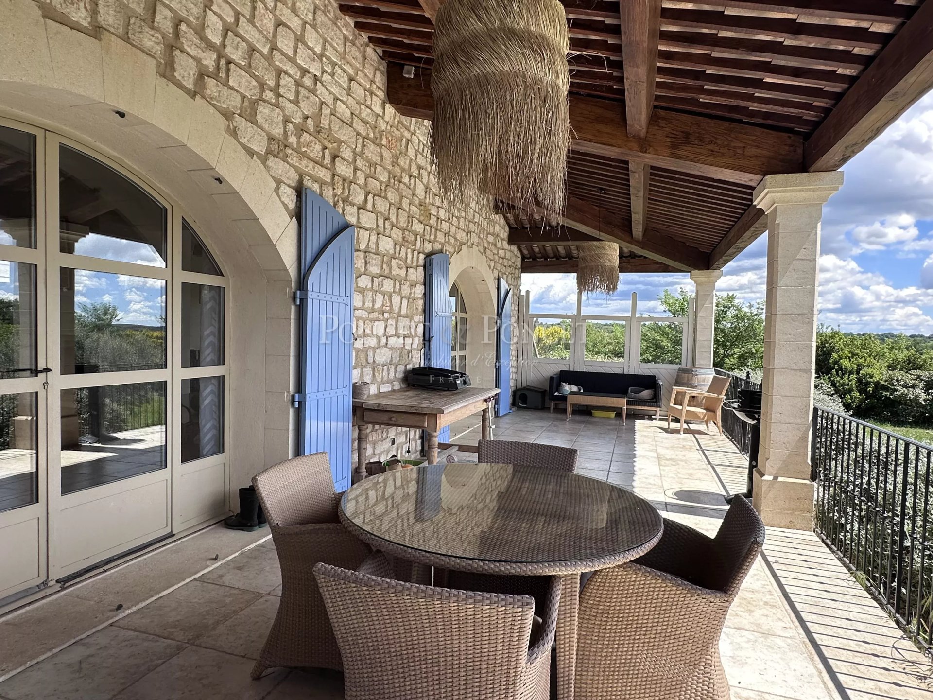 6 Bedroom Vineyard's Image 5