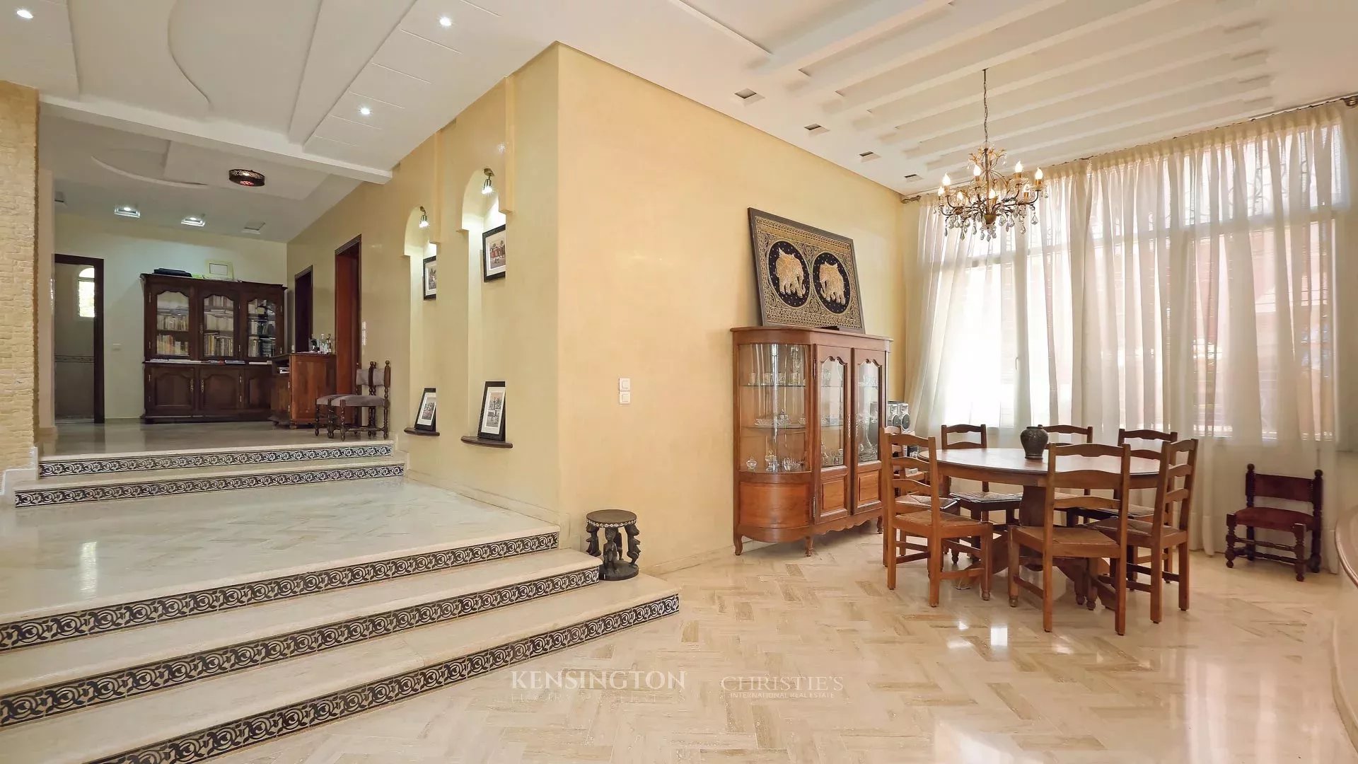 5 Bedroom Villa/Townhouse's Image 12