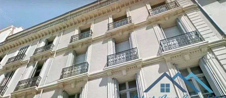 EXCLUSIVITE : Cannes-Centre ville-Grand studio 26m²