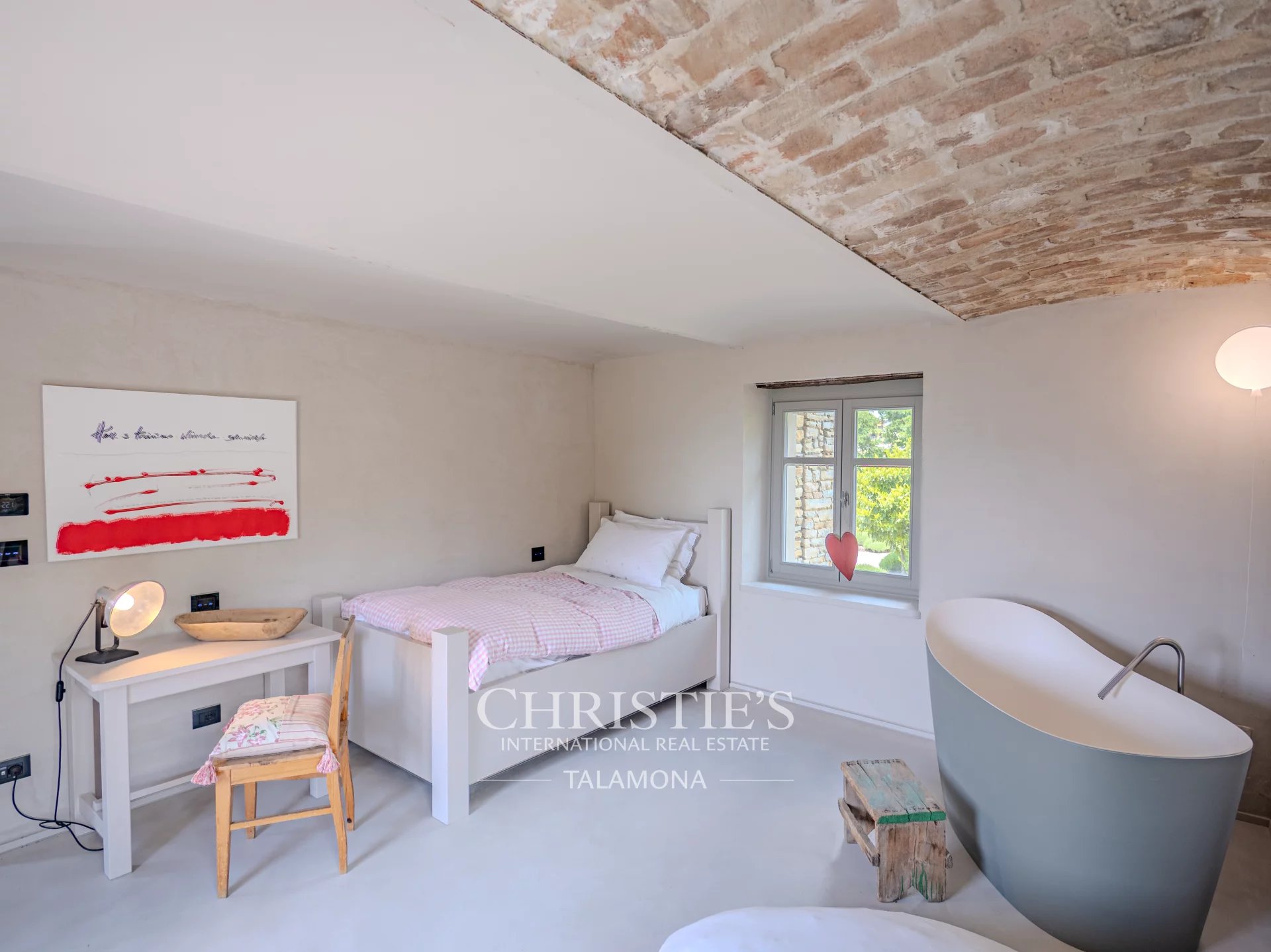 4 Bedroom Villa/Townhouse's Image 38