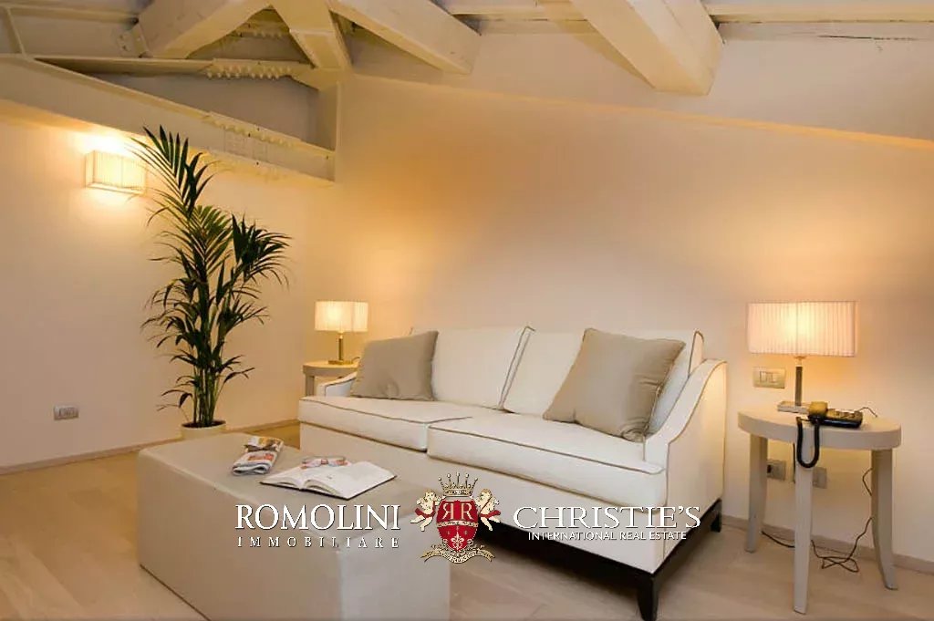 52 Bedroom Villa/Townhouse's Image 49