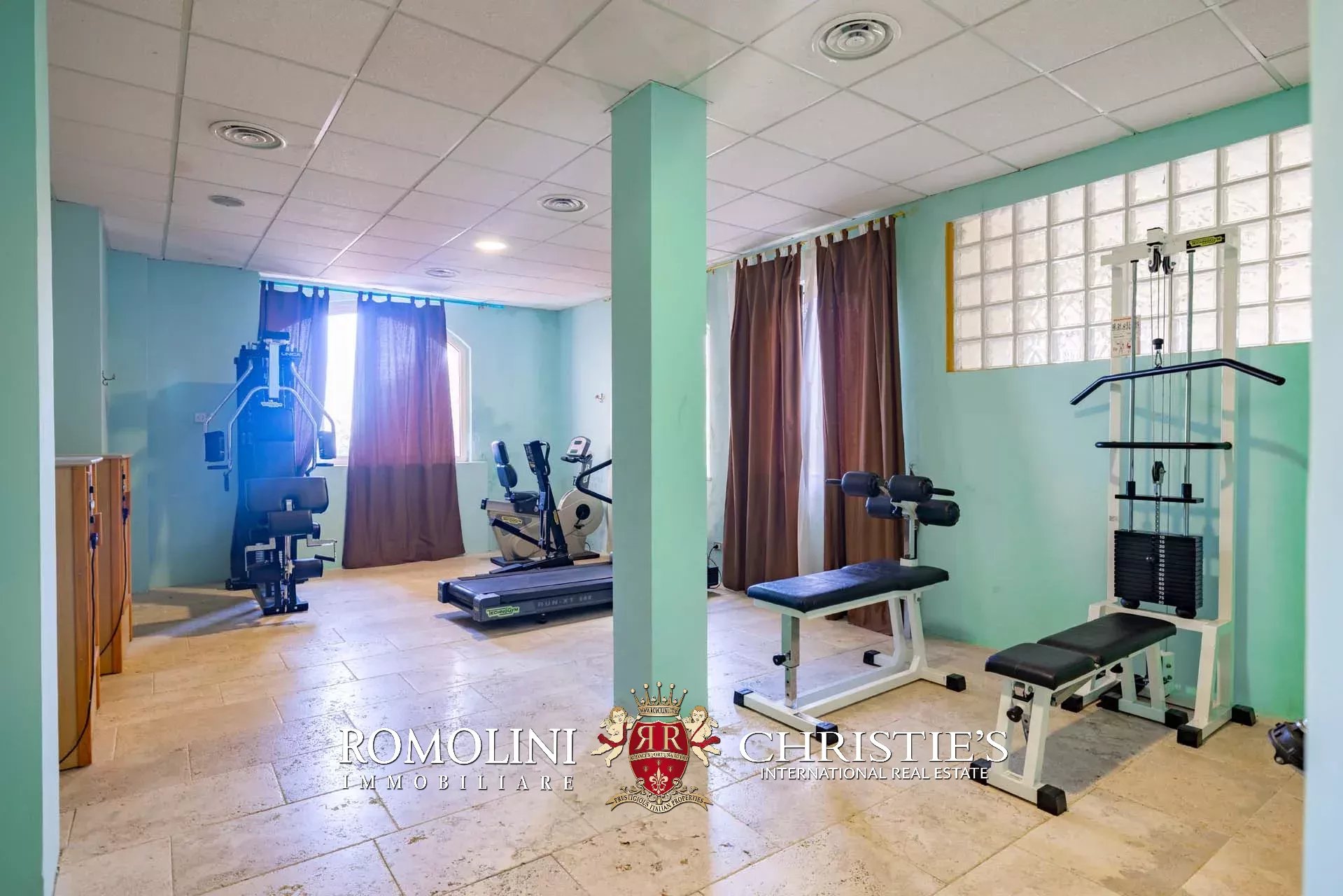 108 Bedroom Villa/Townhouse's Image 84