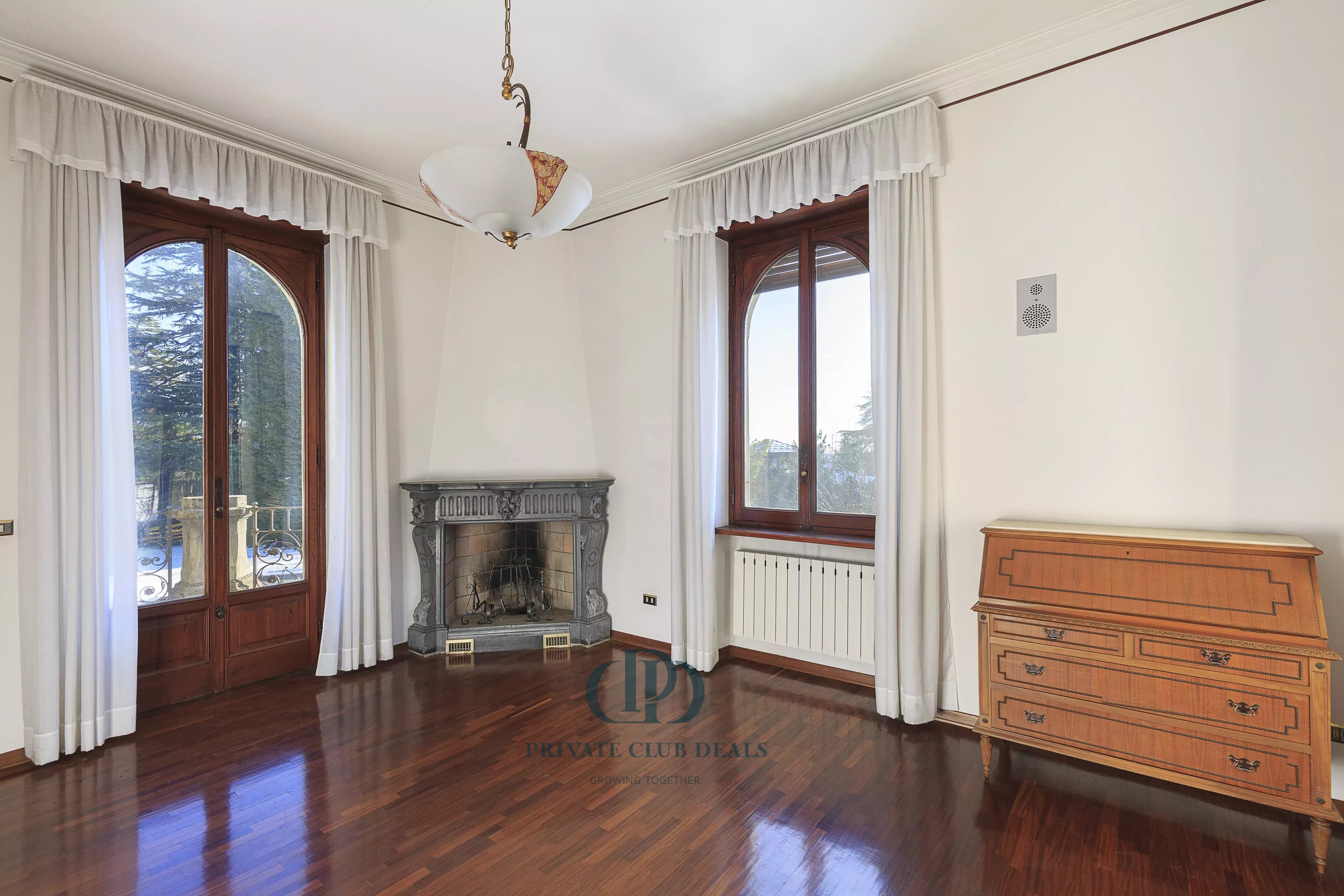 Villa Varese - picture 9