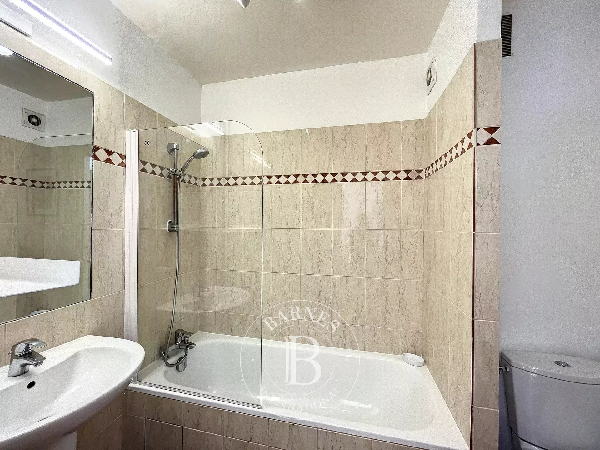 Daire Paris 8ème - picture 8