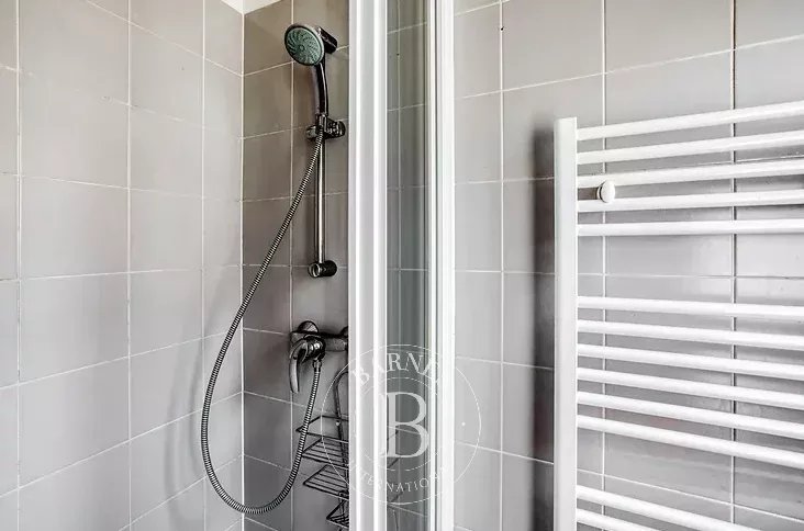 Daire Paris 10ème - picture 5