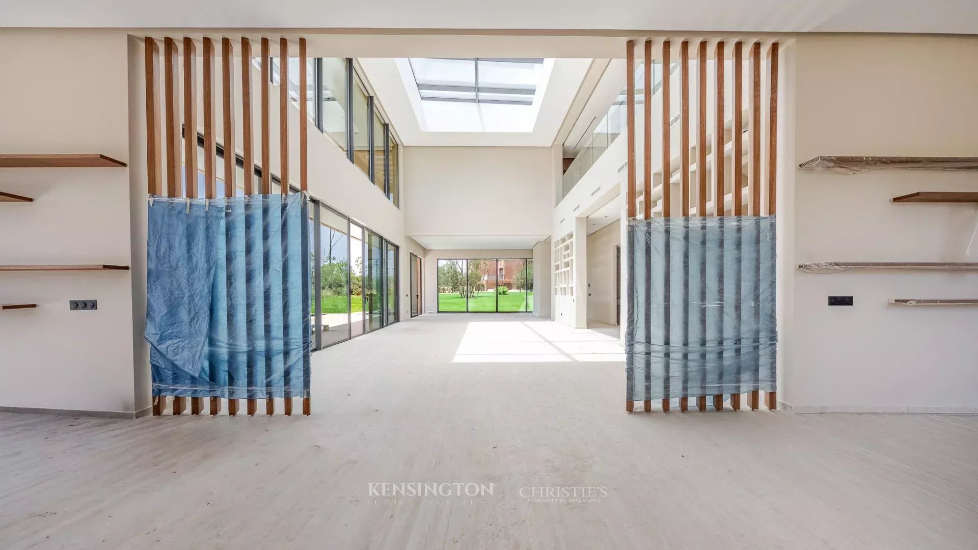 6 Bedroom Villa/Townhouse's Image 8