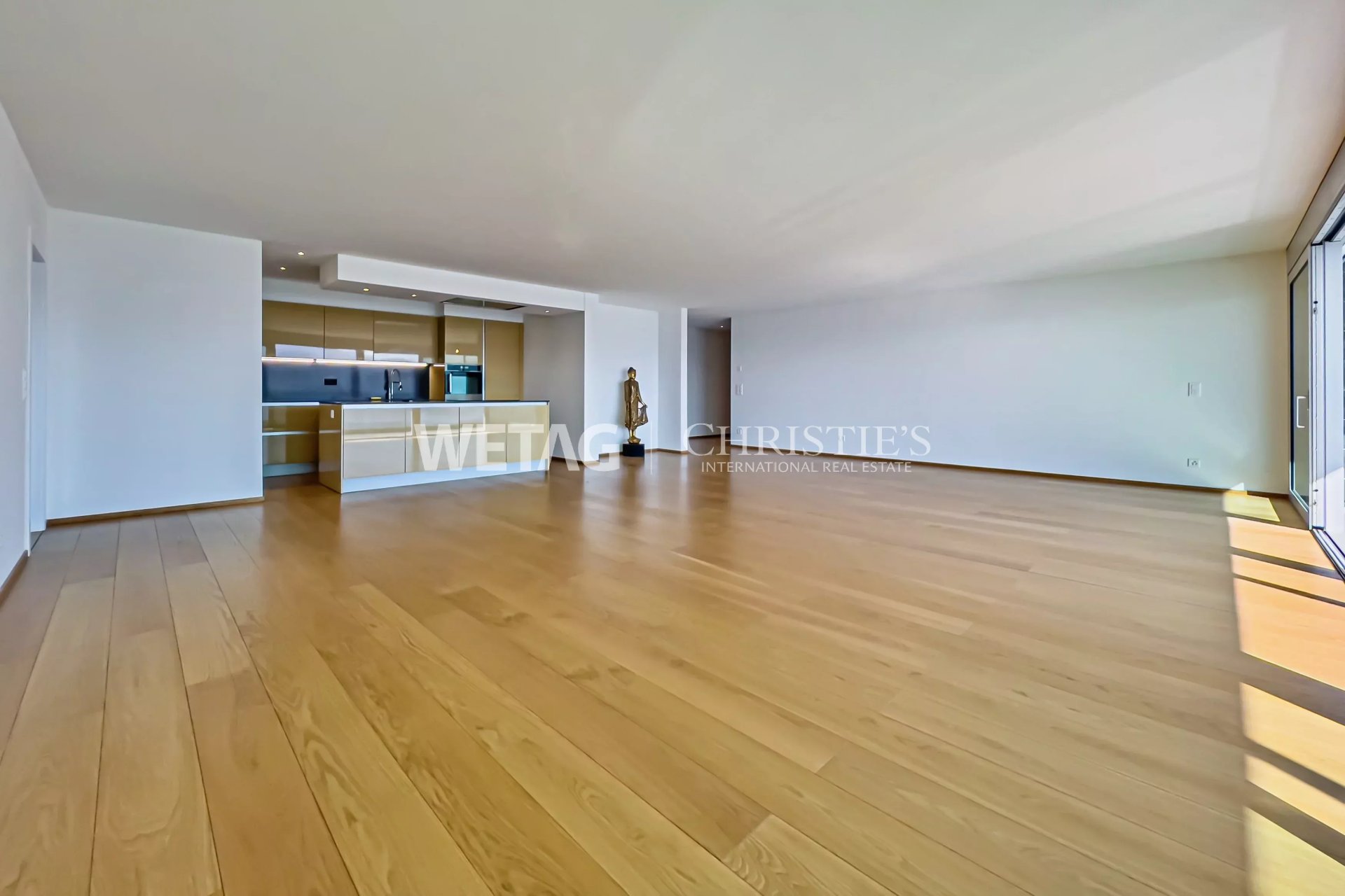 3 Bedroom Apartment/Flat's Image 4