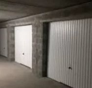 VENTE BOX  - PARIS XVIII - Image Array