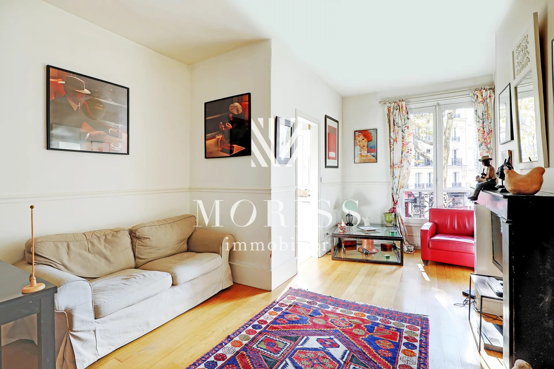 Paris 18e – Appartement rénové au calme sur jardin – secteur rec - Image 1