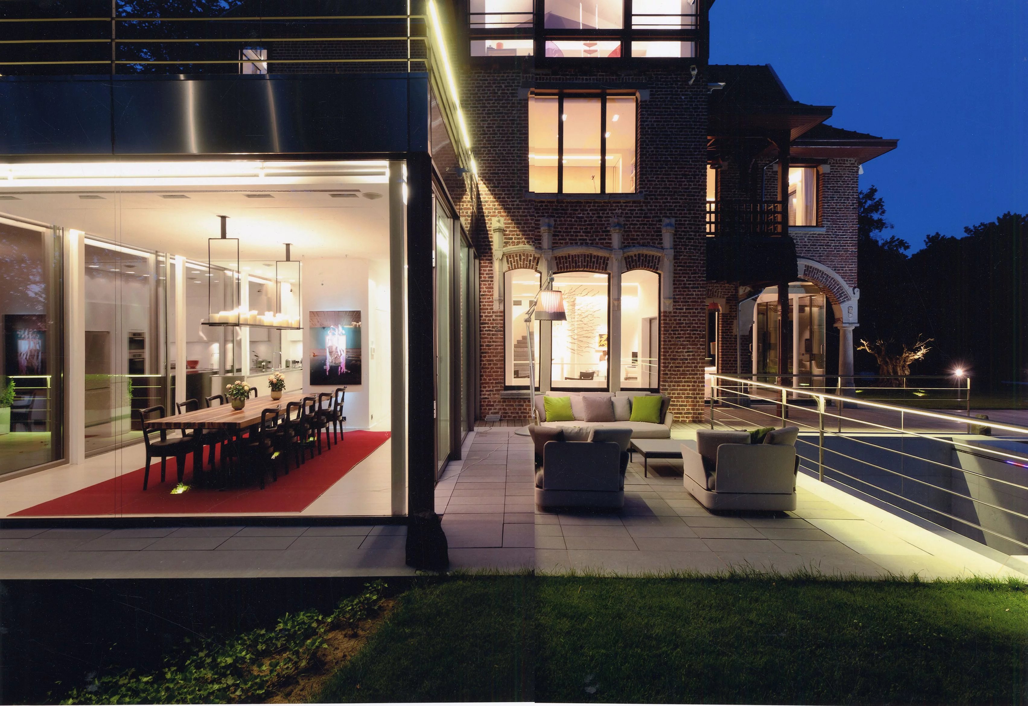 Ukkel - Sterrenwacht - Uitzonderlijke villa met zwembad en garage