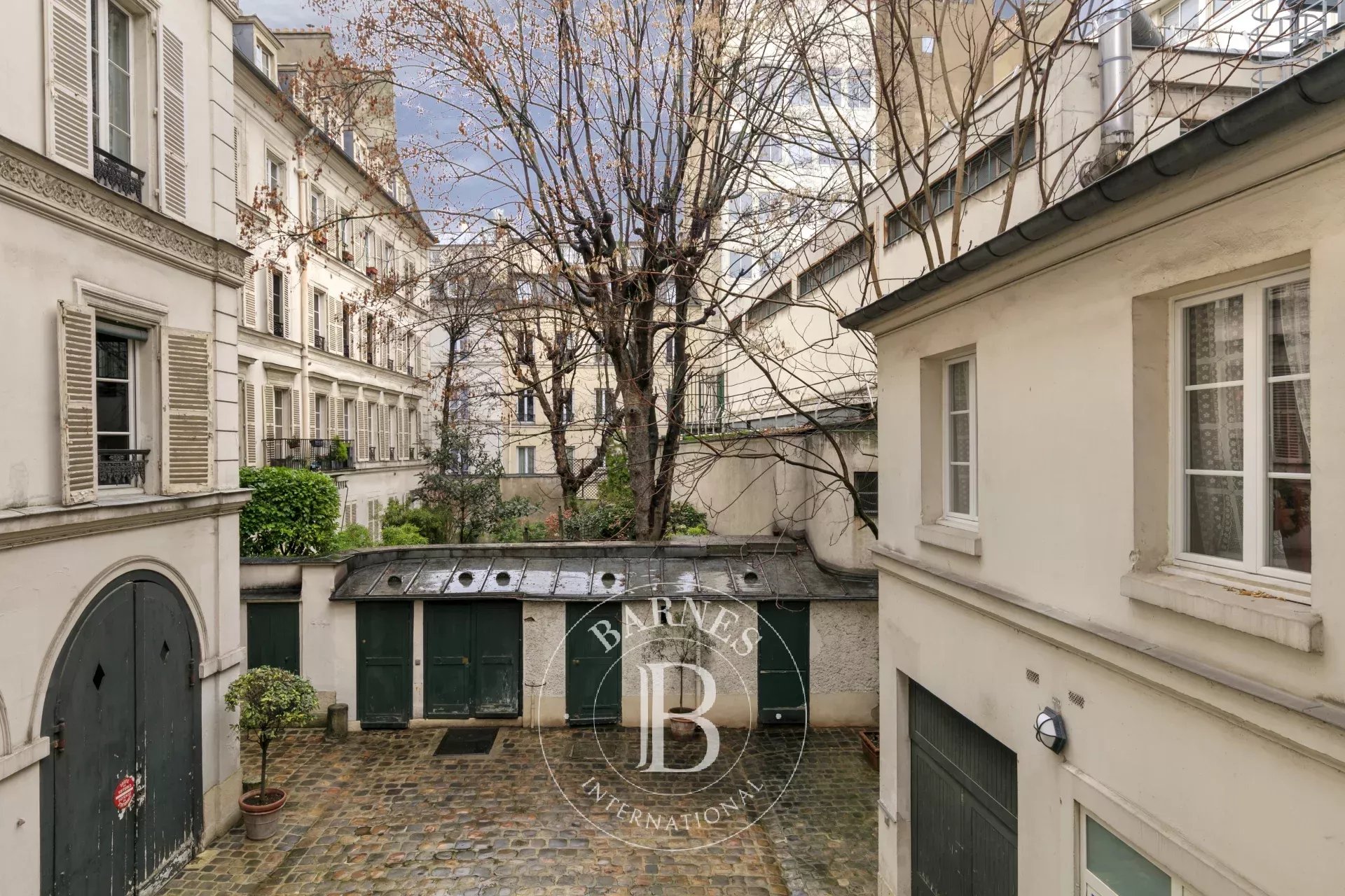 Daire Paris 8ème - picture 10