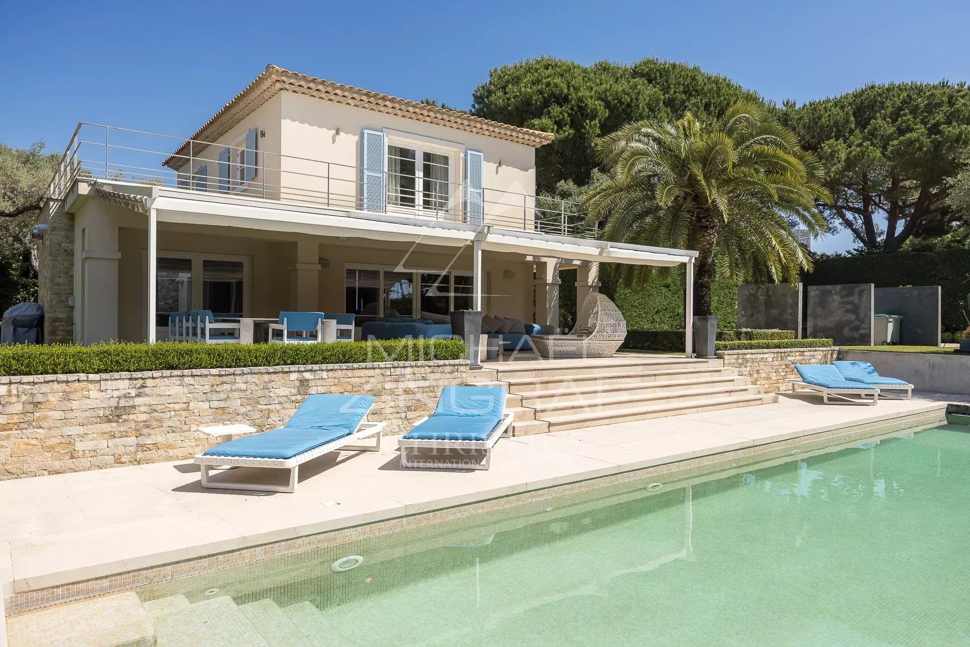 5 Bedroom Villa/Townhouse's Image 4