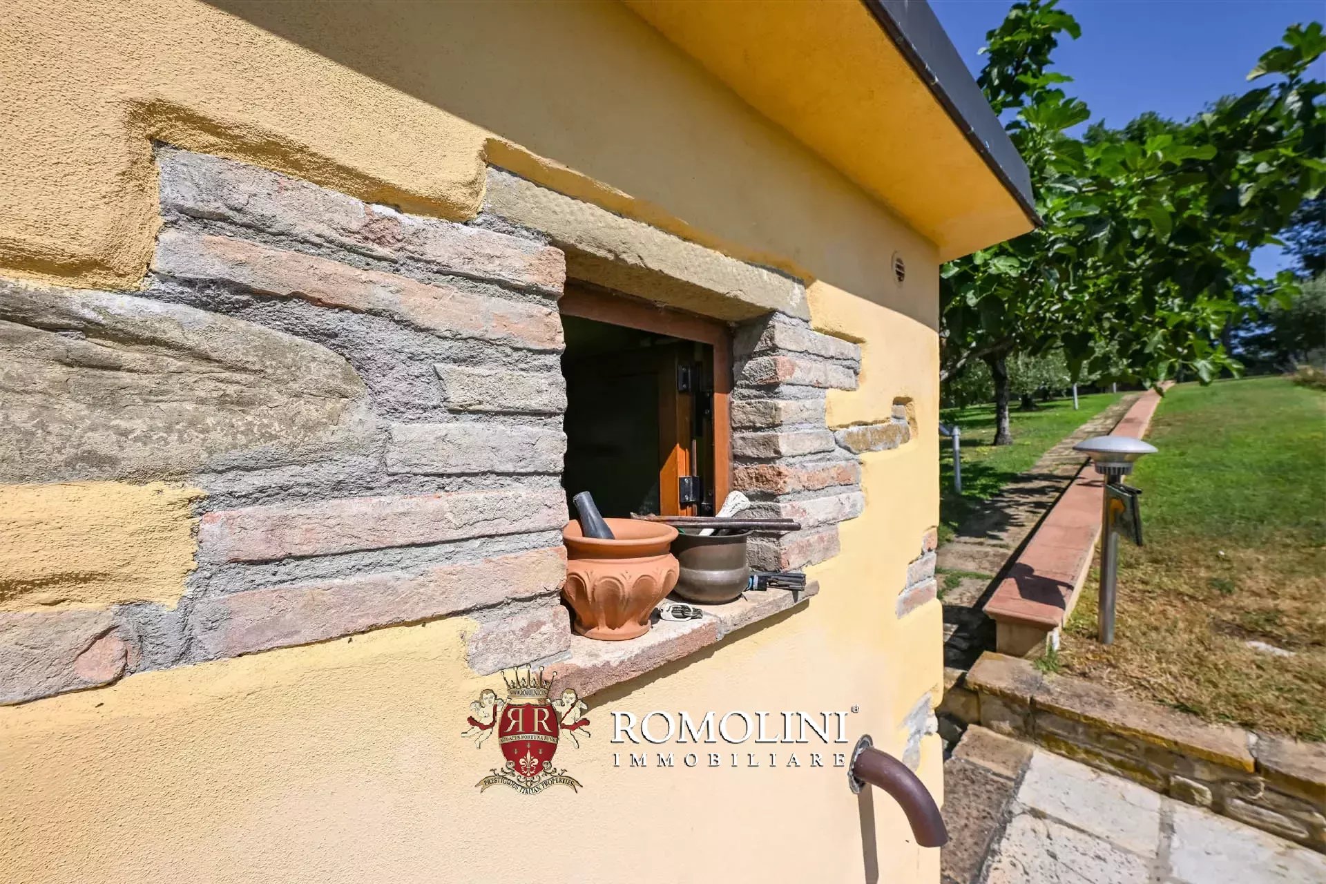3 Bedroom Villa/Townhouse's Image 27