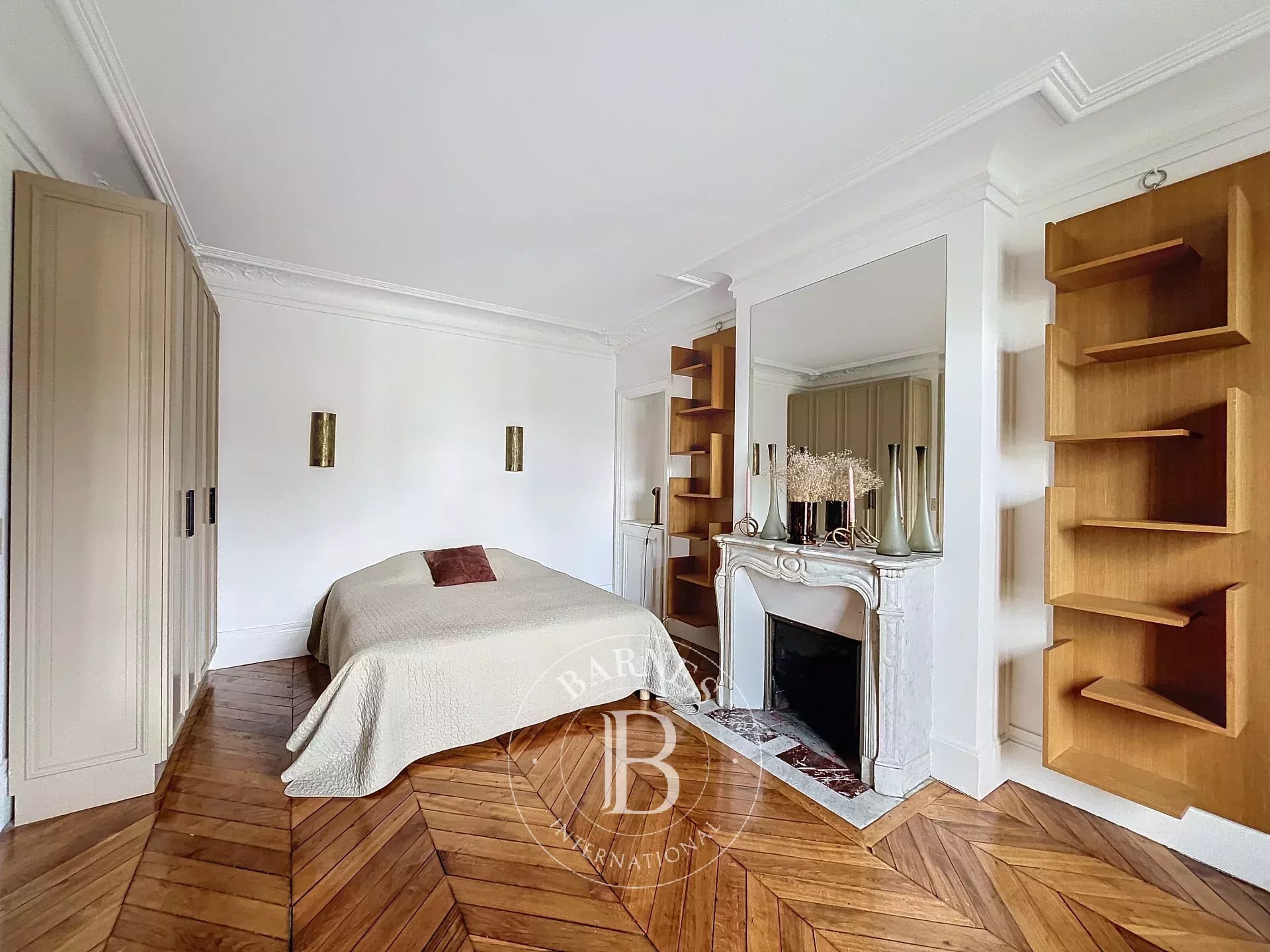 Daire Paris 8ème - picture 7