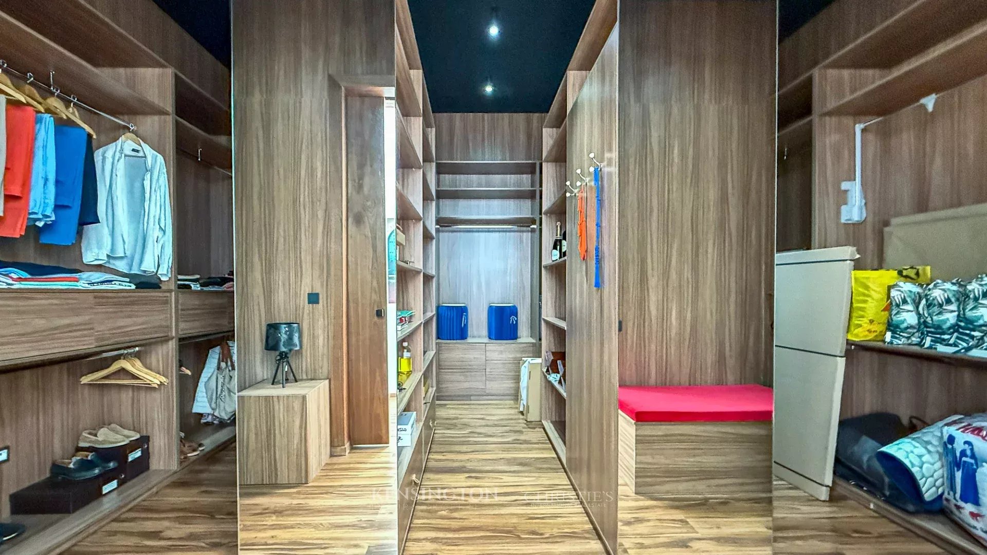 4 Bedroom Villa/Townhouse's Image 27