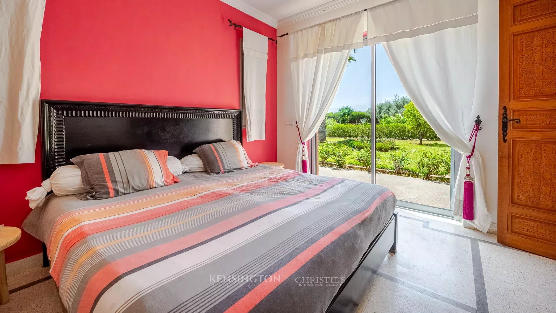 7 Bedroom Villa/Townhouse's Image 17