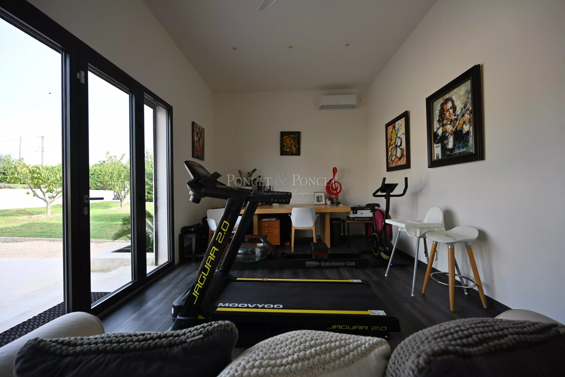 5 Bedroom Villa/Townhouse's Image 10