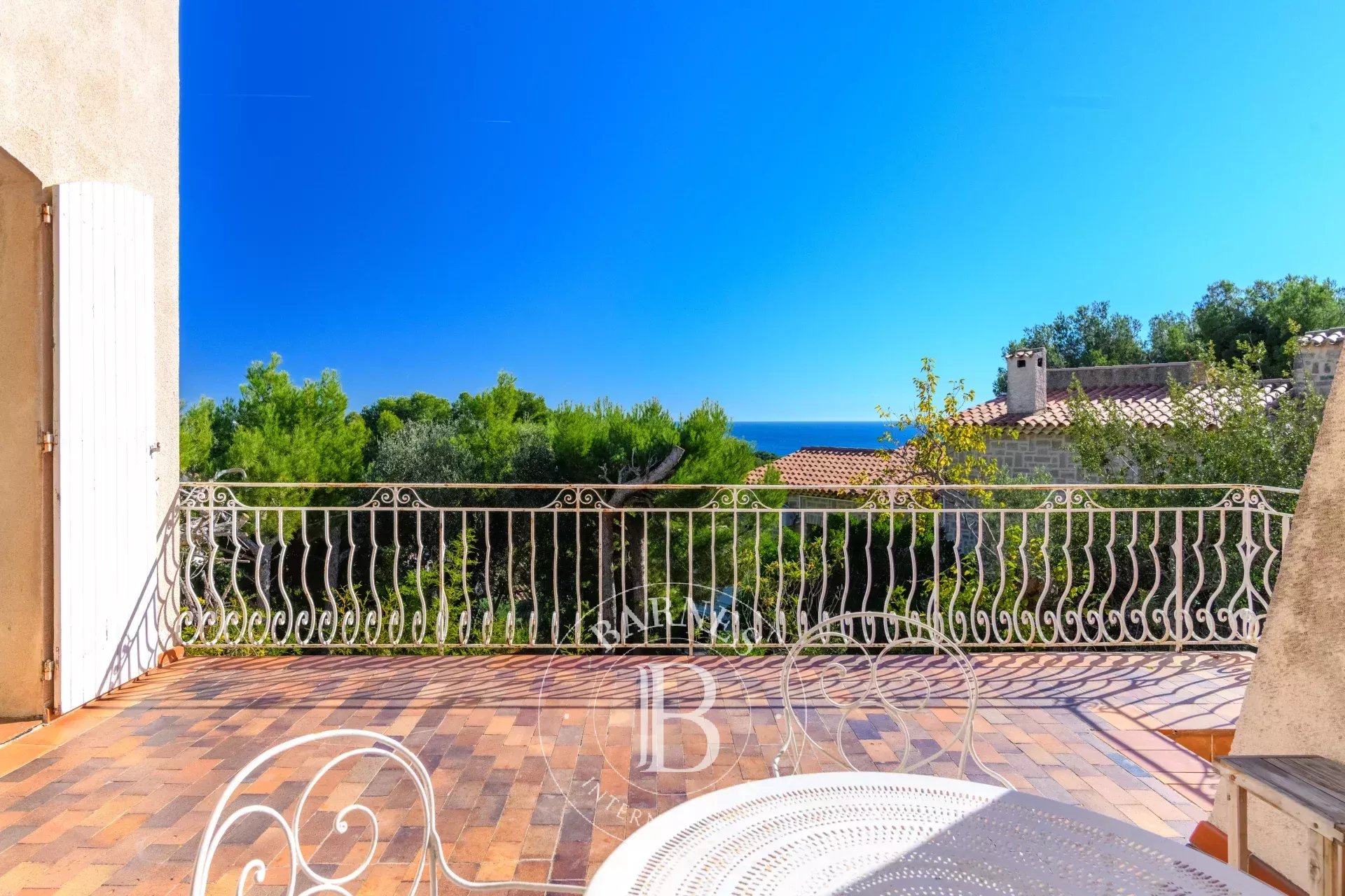 Villa Sausset-les-Pins - picture 19